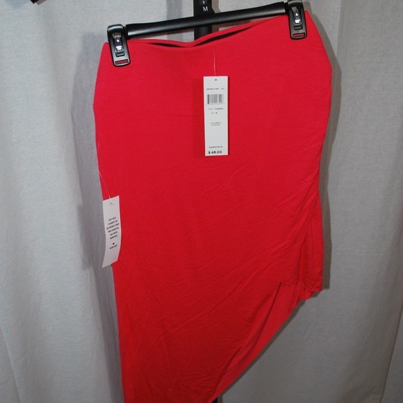 NWT BCBGeneration asymmetrical skirt Teaberry - Picture 1 of 5